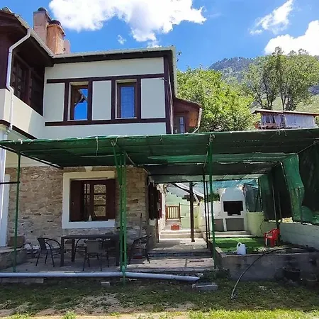 Holiday home Doctors' House Mikros Prinos
