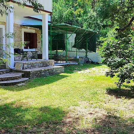 Doctors' House Mikros Prinos Holiday home